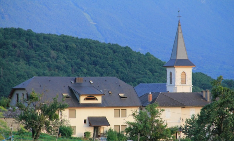 Nonglard Dorp In De Haute Savoie Bij Sillingy Frankrijk