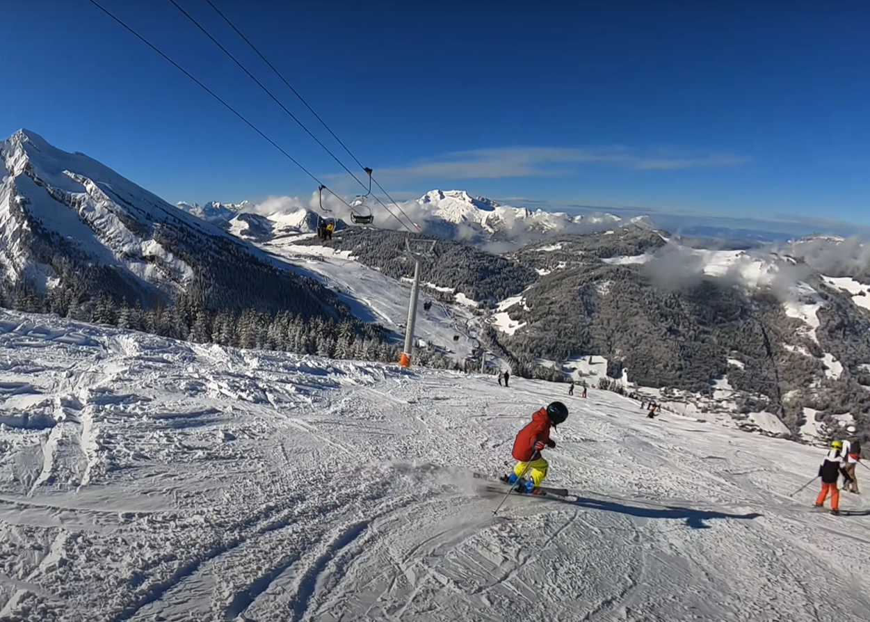 Ouverture station de ski La Clusaz Haute-Savoie 2024