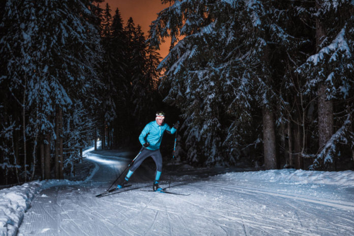 Ski de fond nocturne vers Annecy